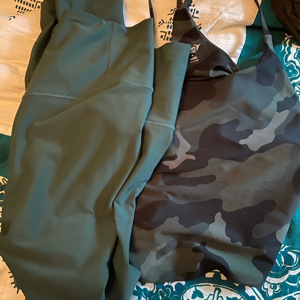 Old navy workout set